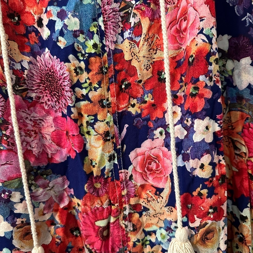 Floral Sleeveless Dress with Lace Detail - Picture 2 of 9